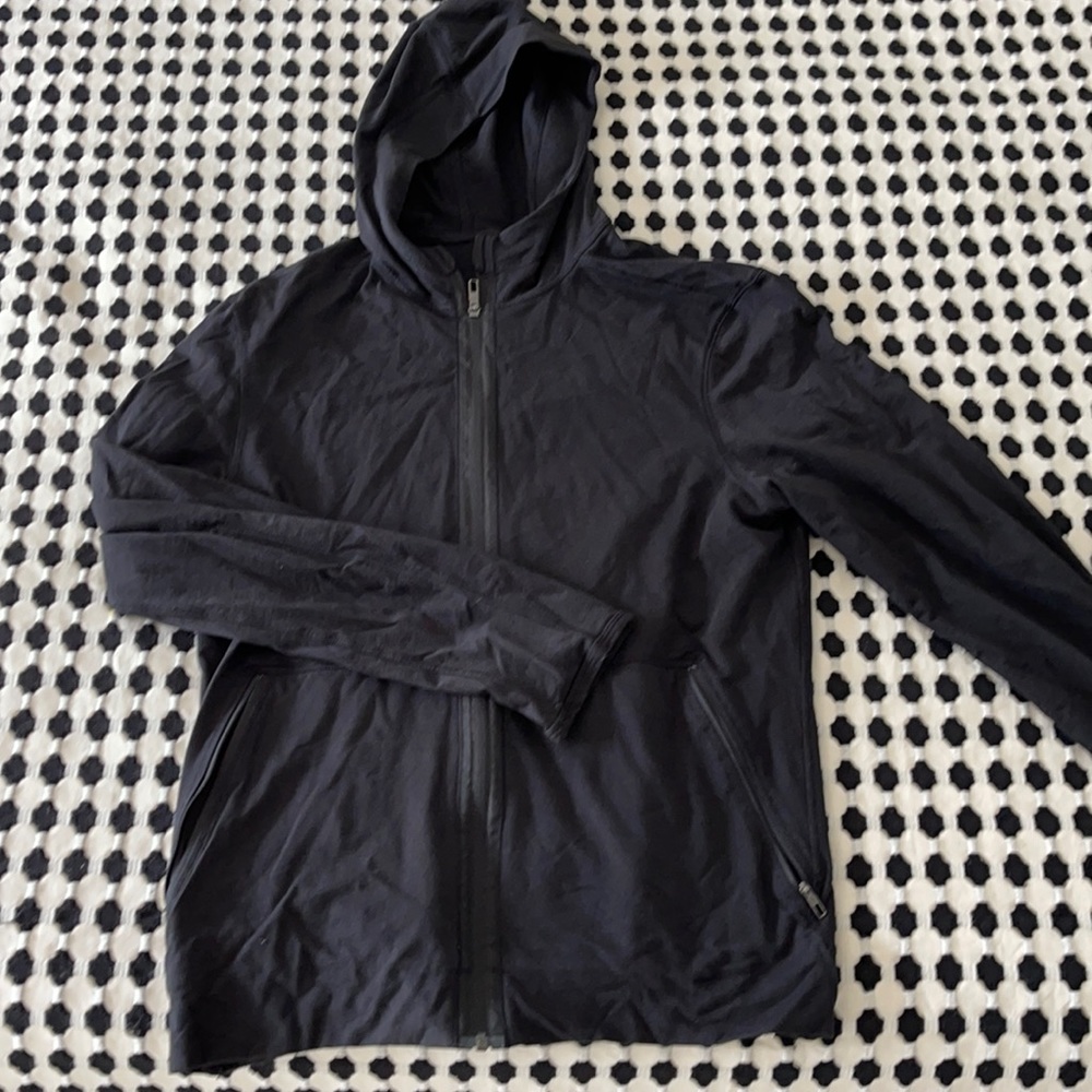 Lululemon slim fit black hoody large